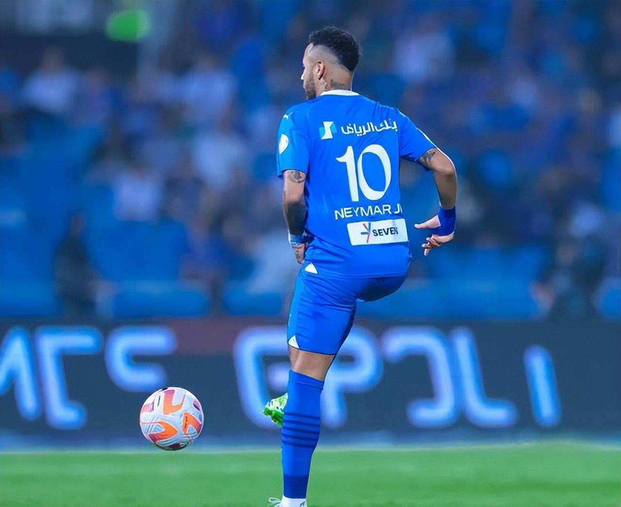 包含内马尔关键节点回归赛场，皇家马德里带队取胜！的词条